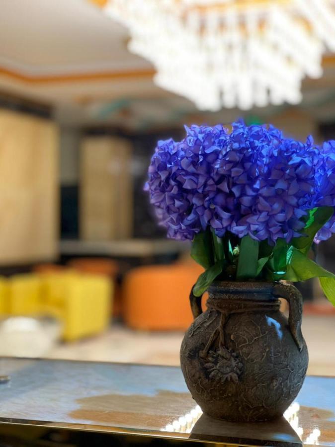 Asian Hotel ドゥクム エクステリア 写真