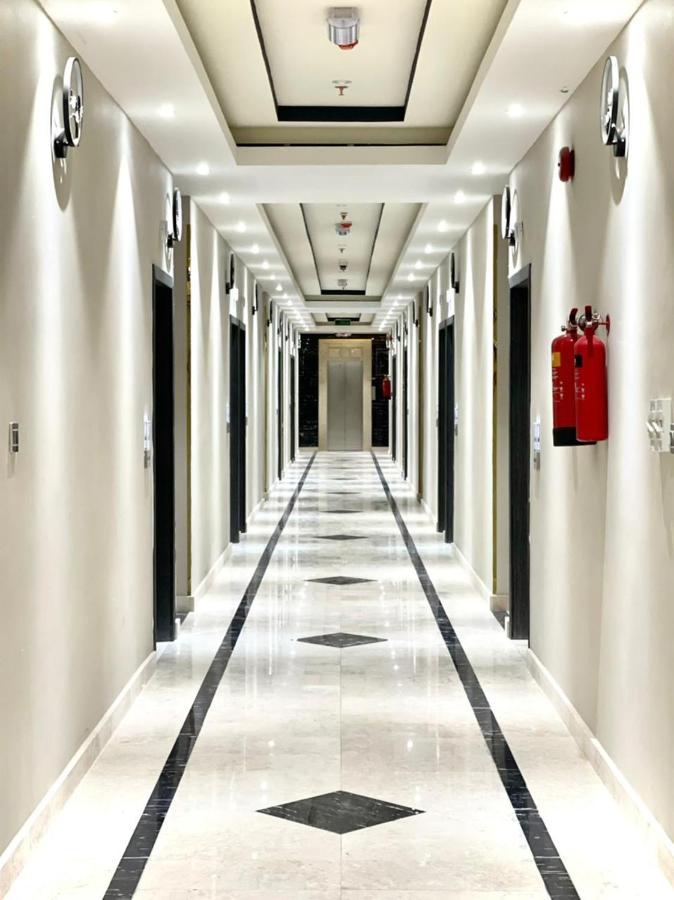 Asian Hotel ドゥクム エクステリア 写真
